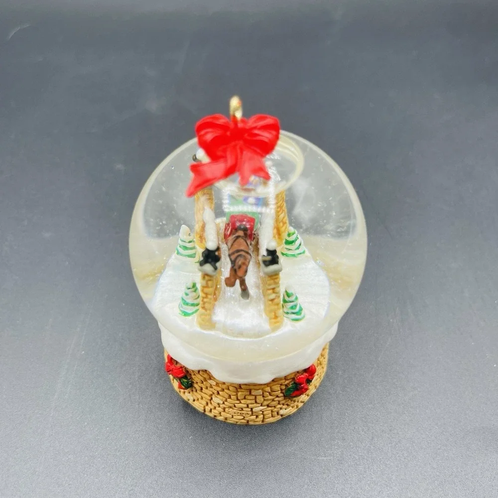 2003 Hallmark Keepsake Ornament‎ 